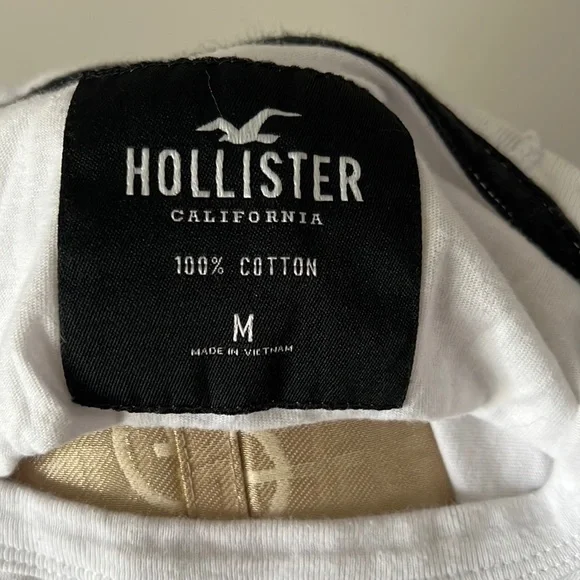 GUC Hollister Men's Logo T-Shirt - Picture 2 of 5